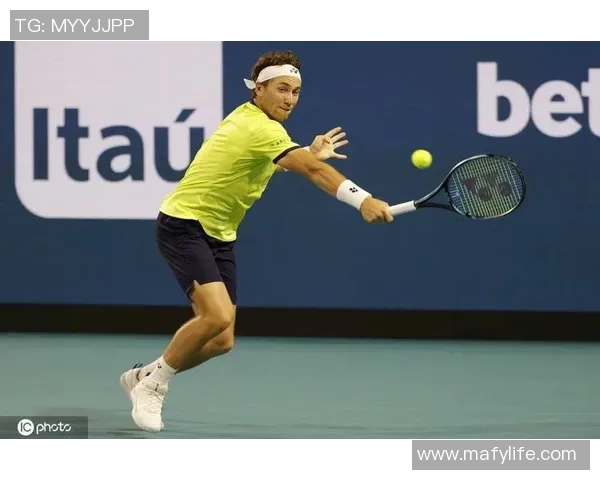 深圳网球队以67分稳居大师赛积分榜首位争夺冠军希望再添动力